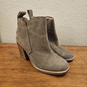 UGG Boots Womens Sz 6 Pixley Beige Suede Leather Shoes Block Heels Ankle 1095057